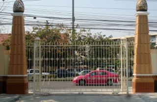 Cổng cửa sắt biệt thự MDCBT08