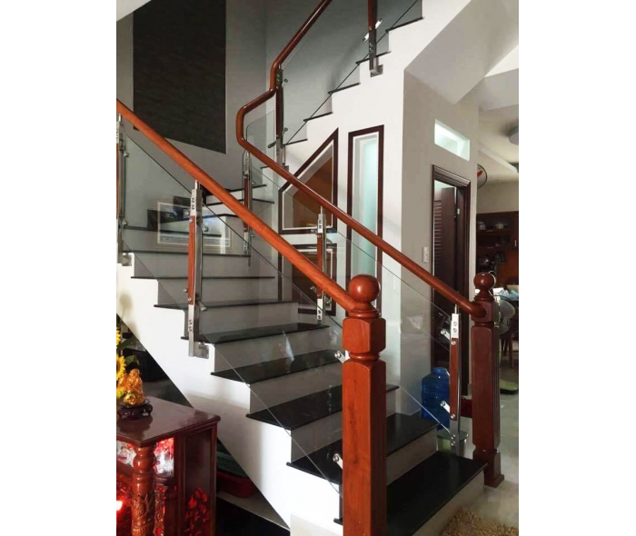 Cầu thang inox kính MD19