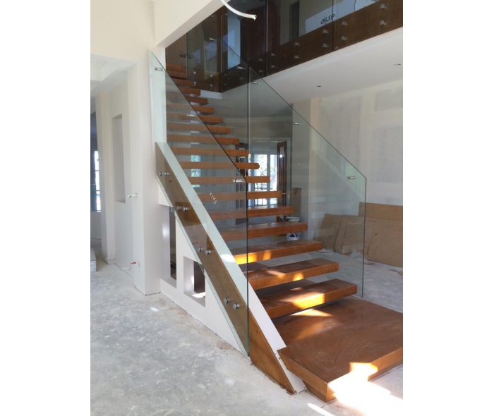 Cầu thang kính Châu Âu MD202