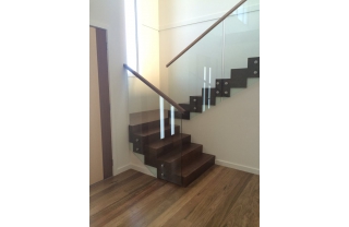 Cầu thang kính Châu Âu MD204
