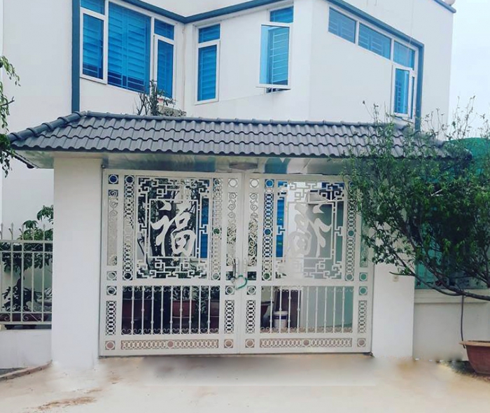 Cổng cửa sắt CNC CCC01