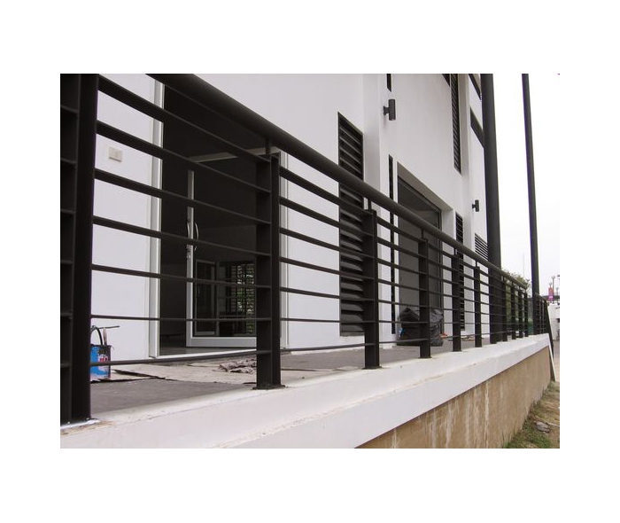 Lan can ban công sắt đẹp MD12 