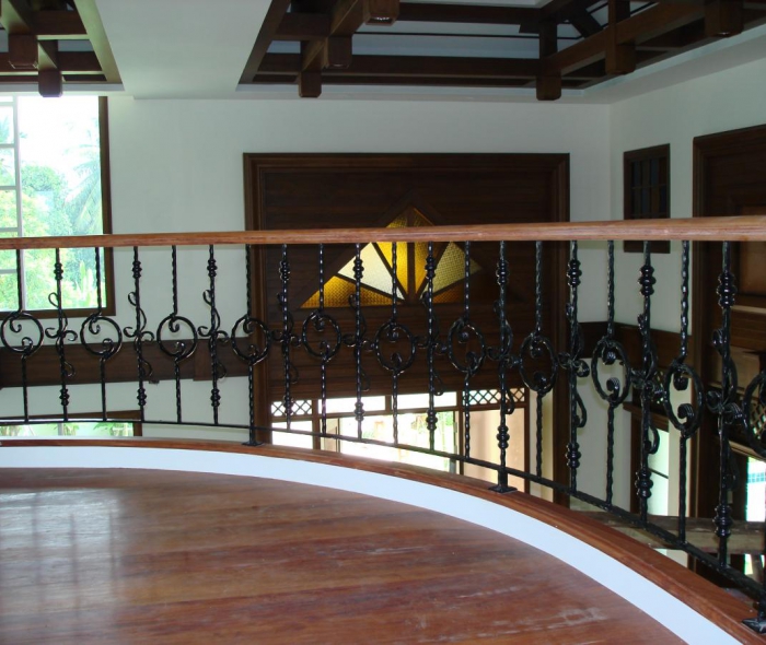 Lan can ban công sắt nghệ thuật Vinhome VH2